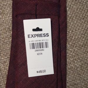 Mens express tie